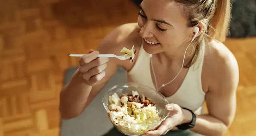 Co jeść po wieczornym treningu na redukcji, aby schudnąć skutecznie?